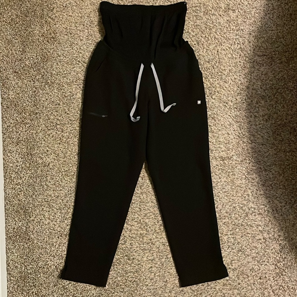 Maternity Figs Yola Scrub Pants Black